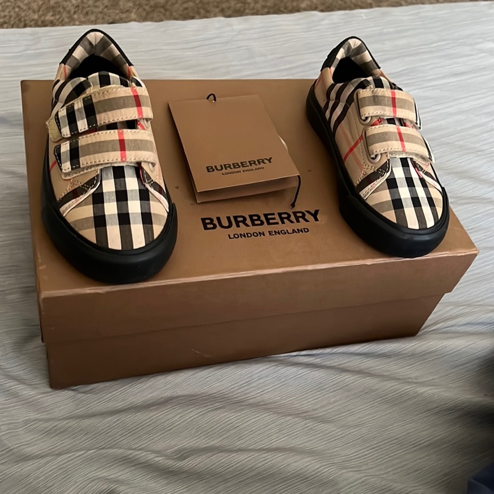 Kids Burberry shoes